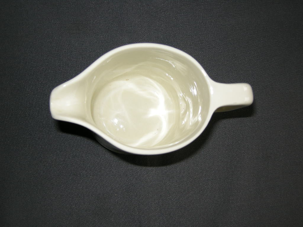 Petrus Regout roomwit 025. schenkkan 0,5 ltr.