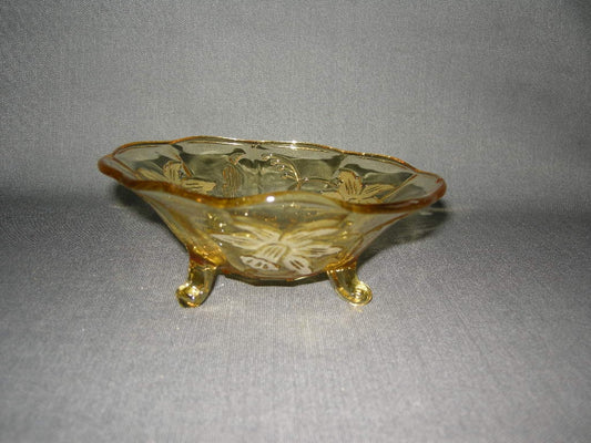 glas - kristal geel 027. schaaltje op pootjes