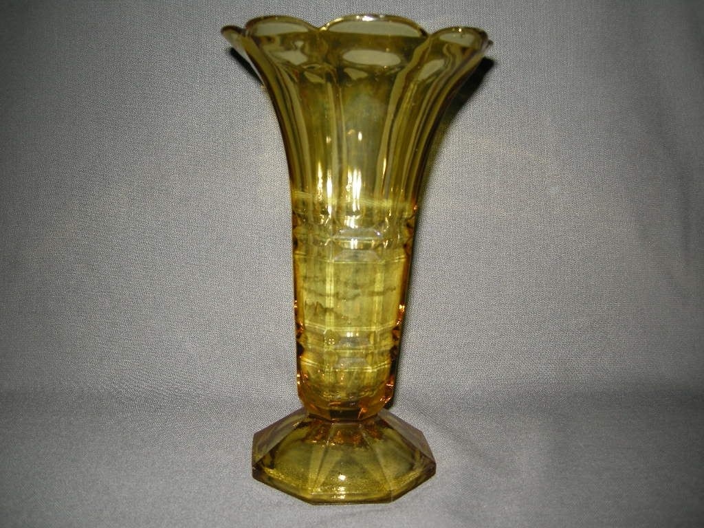 glas - kristal geel 030. vaas