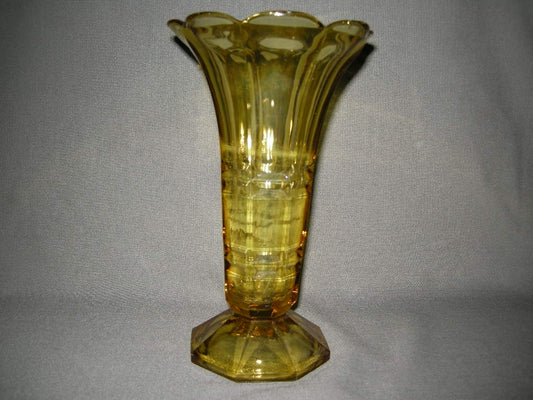 glas - kristal geel 030. vaas