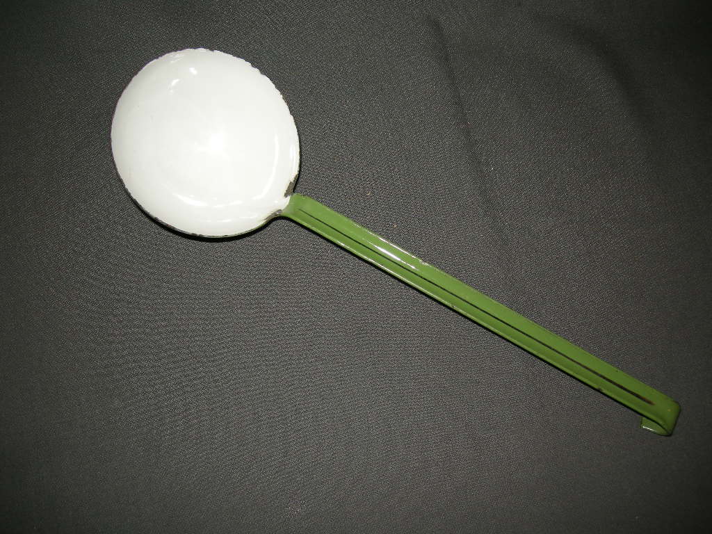 emaille resedagroen 037. soeplepel