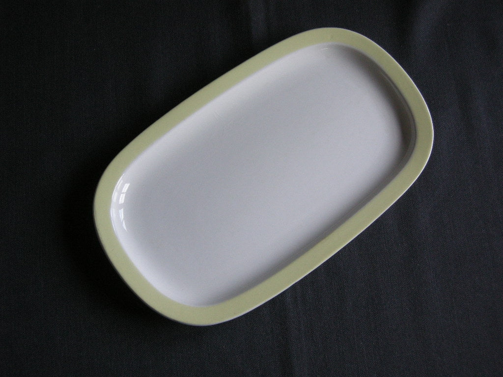 Petrus Regout / Royal Sphinx pastel geel 038. vleesschaaltje