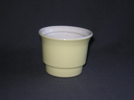 Petrus Regout / Royal Sphinx pastel geel 041. filtertje