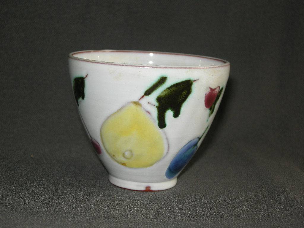diverse serviesdelen 041. schaaltje met fruitdecor