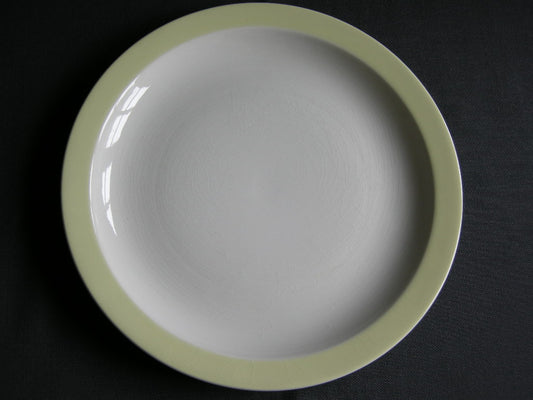 Petrus Regout / Royal Sphinx pastel geel 046c. dinerbord Désiree met meer craquelé