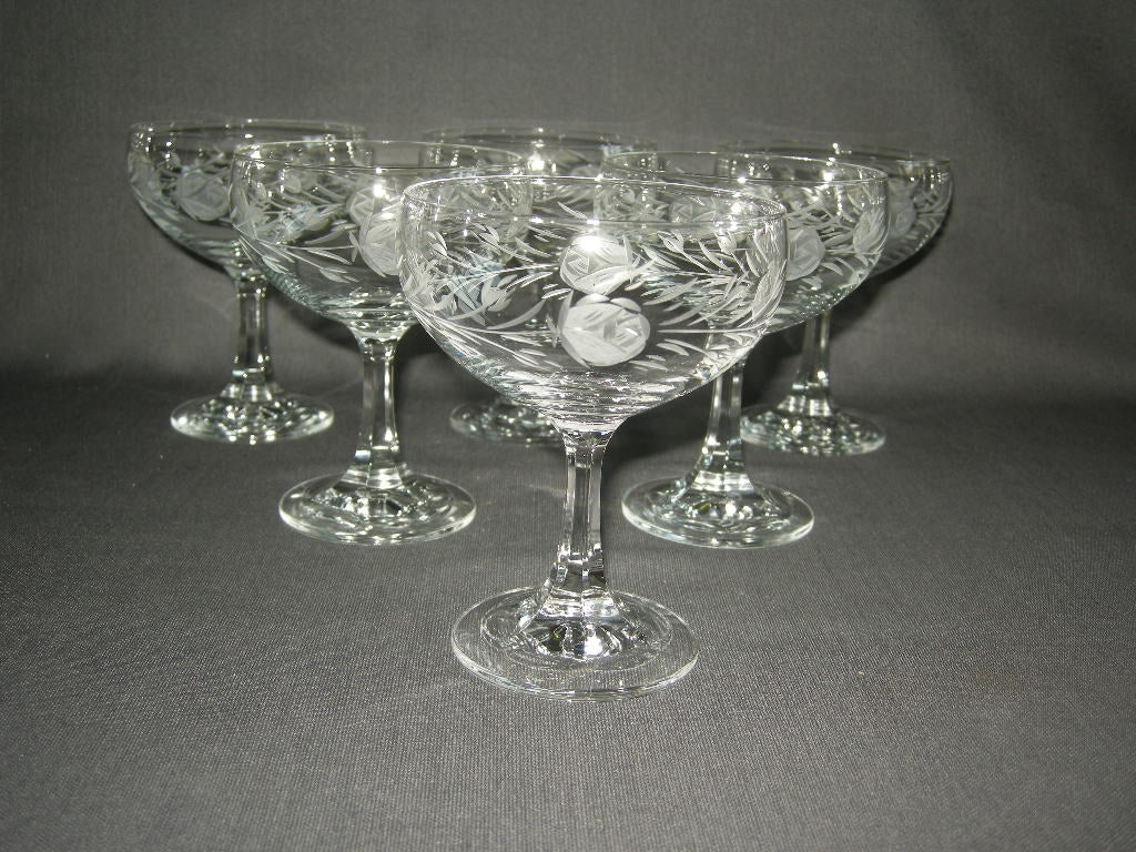 gebruikt glas / kristal glazen 050. 6 grote coupes