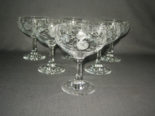 gebruikt glas / kristal glazen 050. 6 grote coupes