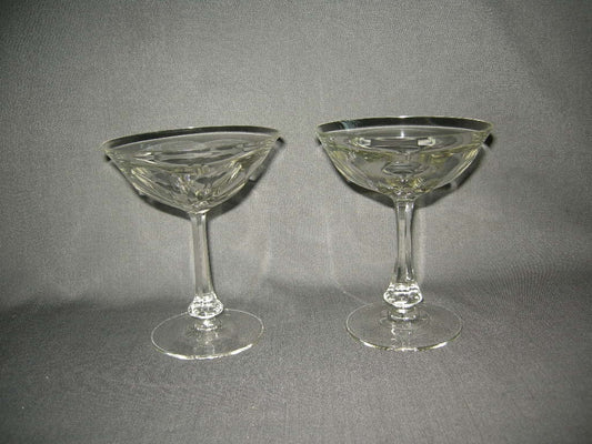 gebruikt glas / kristal glazen 051. 2 grote coupes