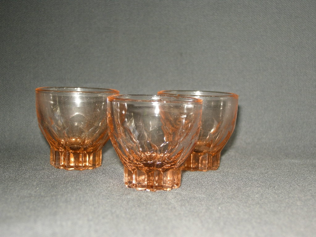 glas - kristal rose 105. karafje + 3 kleine glaasjes