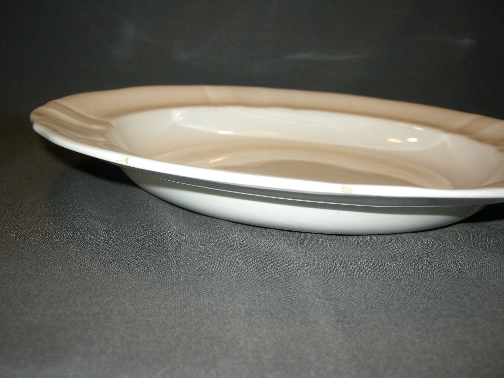 Petrus Regout Wellington 010. schaal rond