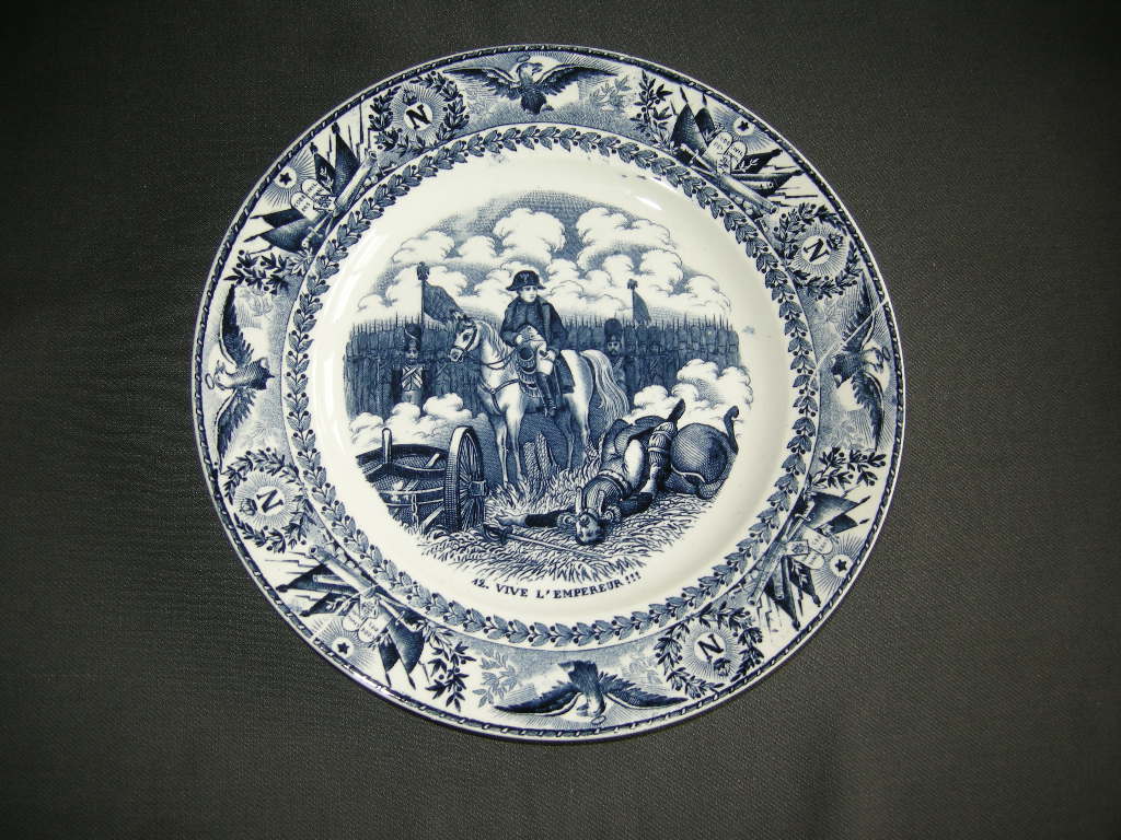 Societe Ceramique Napoleon blauw bord nr. 12 Vive l'Empereur