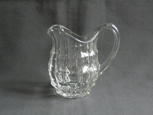 glas - kristal schenkkannen 014. schenkkannetje / melkkannetje