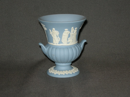 Wedgwood Jasperware blauw 027. lepelvaasje