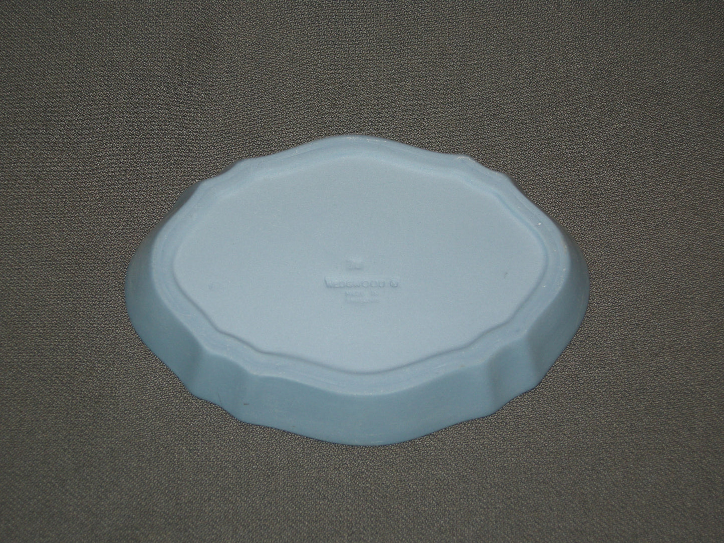 Wedgwood Jasperware blauw 029. schaaltje ovaal