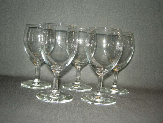 gebruikt glas / kristal glazen 368 5 glazen met geslepen been