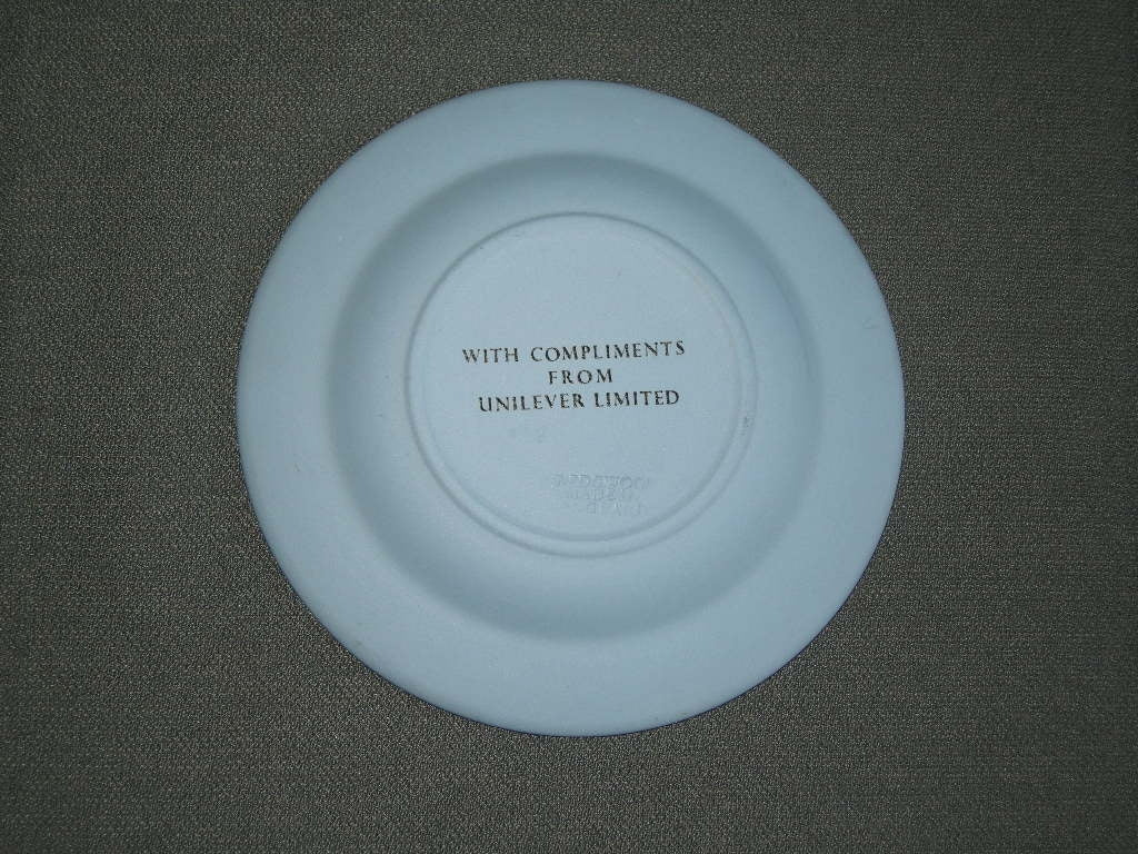 Wedgwood Jasperware blauw 040. bordje O11,3 cm. City of Londen