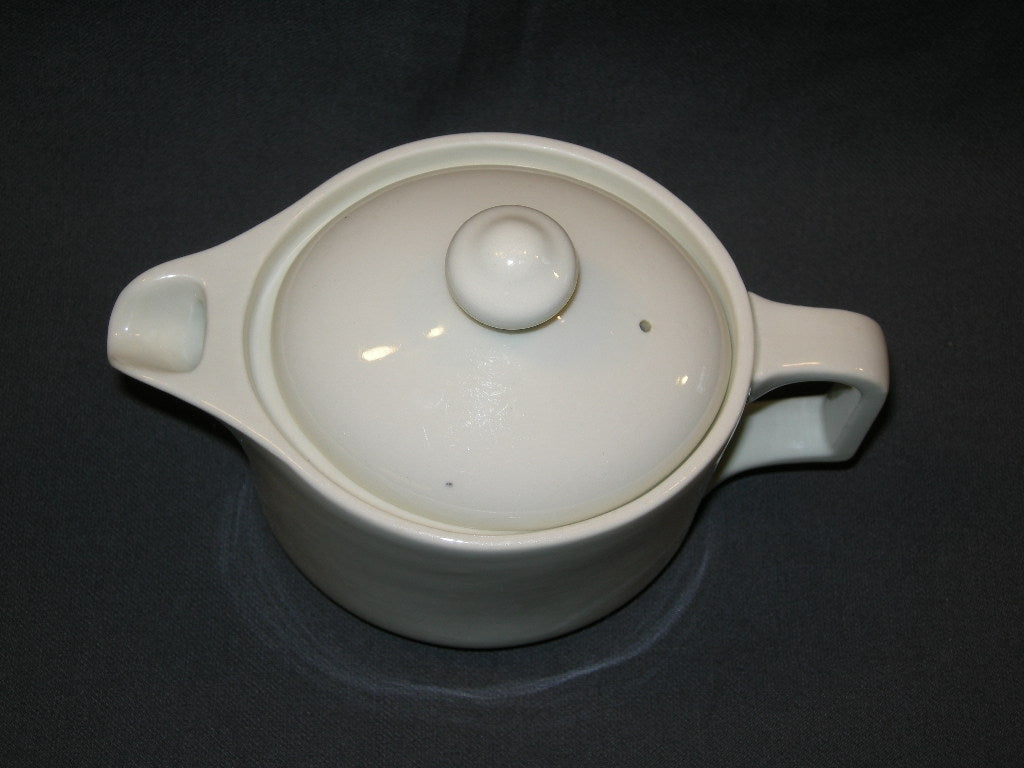 Petrus Regout wit 052. theepotje