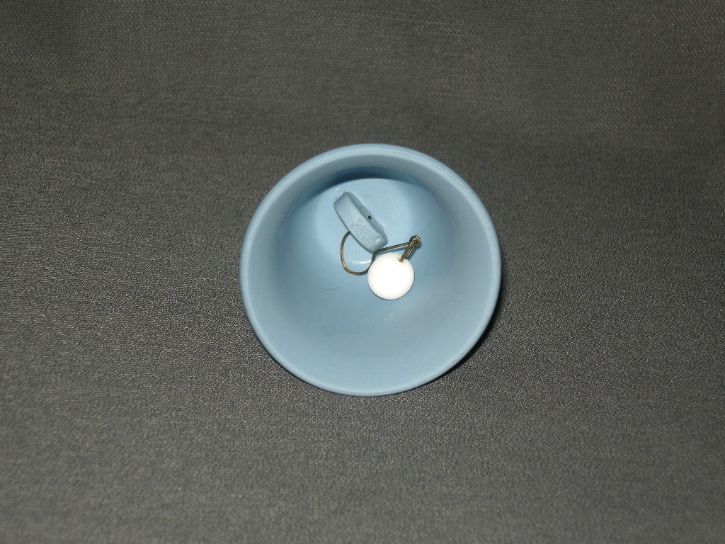 Wedgwood Jasperware blauw 059. belletje Royal Wedding July 1981
