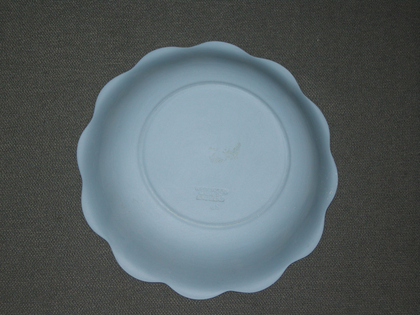Wedgwood Jasperware blauw 065. schulpschaaltje