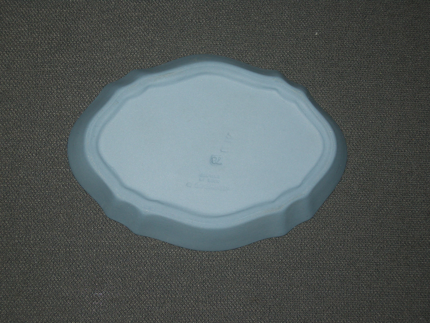 Wedgwood Jasperware blauw 067. ovaal schaaltje
