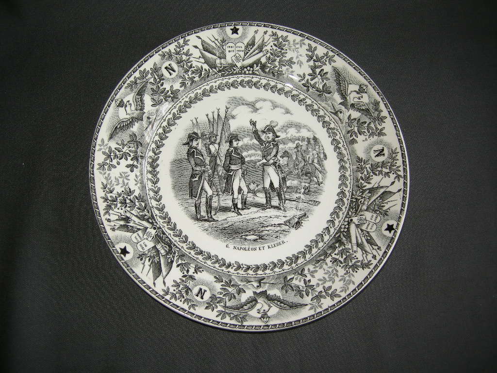 Societe Ceramique Napoleon zwart bord nr. 6 Napoleon et Kleber