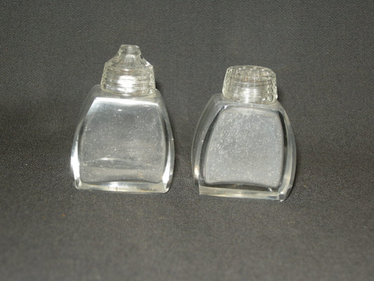 Gebruikt glas - kristal peper zout mosterd olie azijn  002. peper- en zoutvaatjes