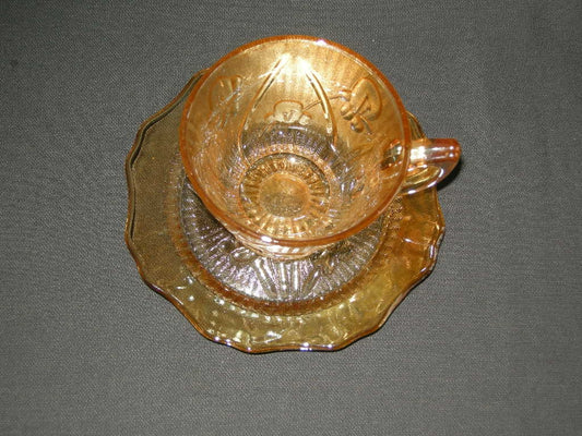 glas - kristal rose 086. rose / goud kop & schotels
