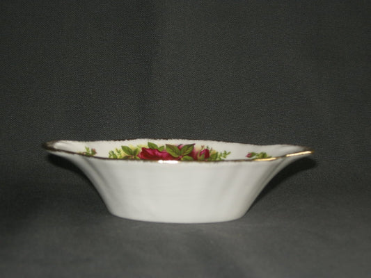 Royal Albert Old Country Roses bonbonschaaltje ovaal dicht