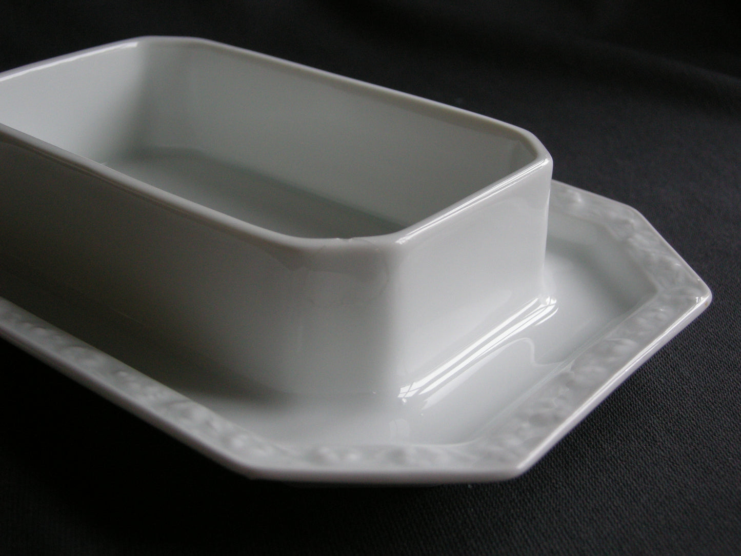 Rosenthal Maria WeiS botervloot met beschadiging