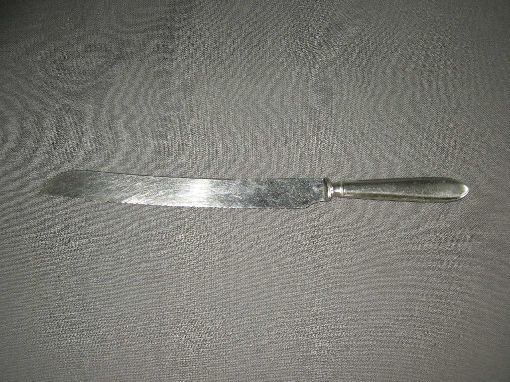 Gero Zilmeta model 718 puntfilet broodmes 29,5 cm.