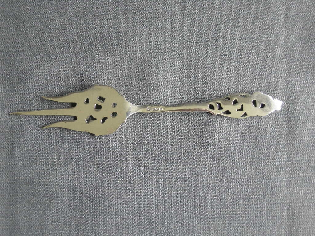 Gero verzilverd model 647 Oud Hollandsch met siervogel cakeprikker