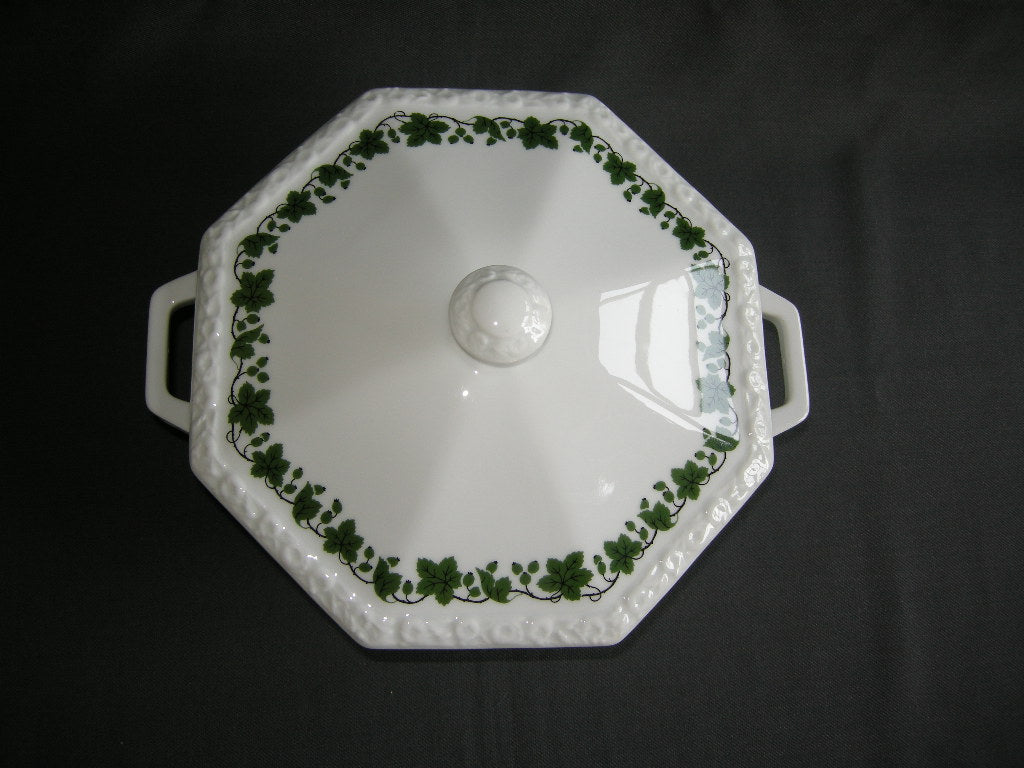 Rosenthal Maria Stachelbeere / Grandeur dekschaal 18,5 x 18,5 cm.