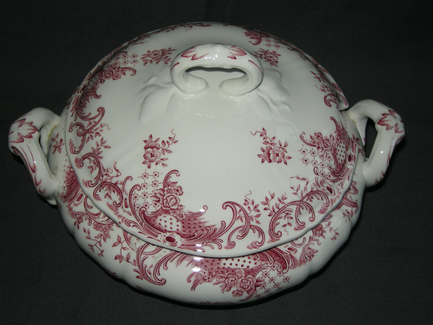 Villeroy & Boch Valeria rood dekschaal