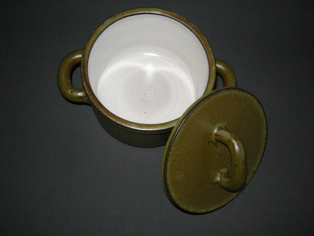Lucie Q. Bakker Quirina schorsgroen dekschaal O14 cm.