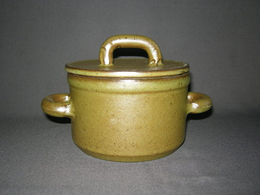 Lucie Q. Bakker Quirina schorsgroen dekschaal O14 cm.