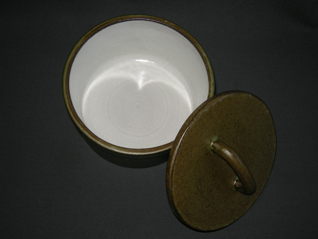 Lucie Q. Bakker Quirina schorsgroen dekschaal O17 cm.