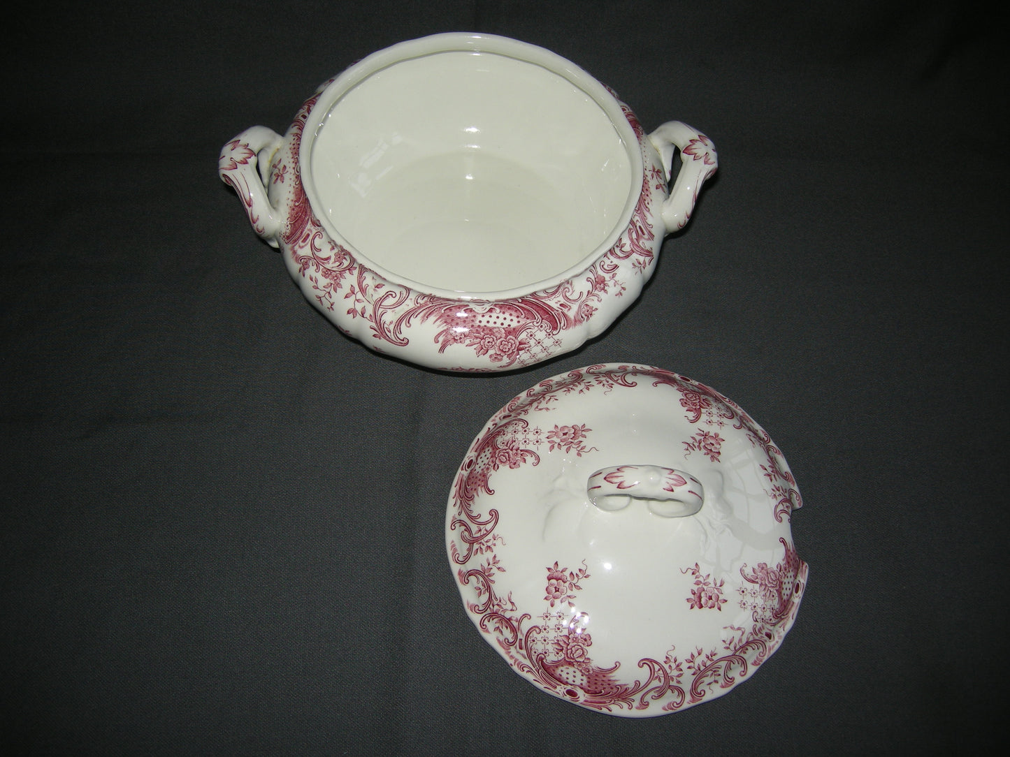Villeroy & Boch Valeria rood dekschaal