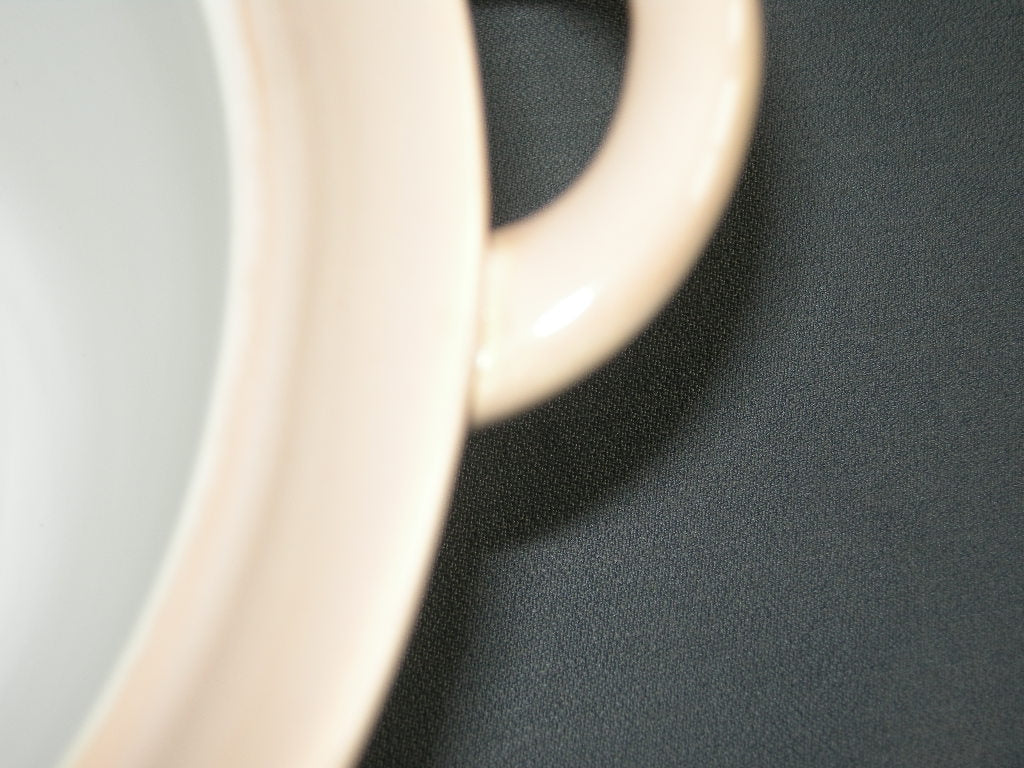 Huizen pastel zalmrose dekschaal met beschadiging