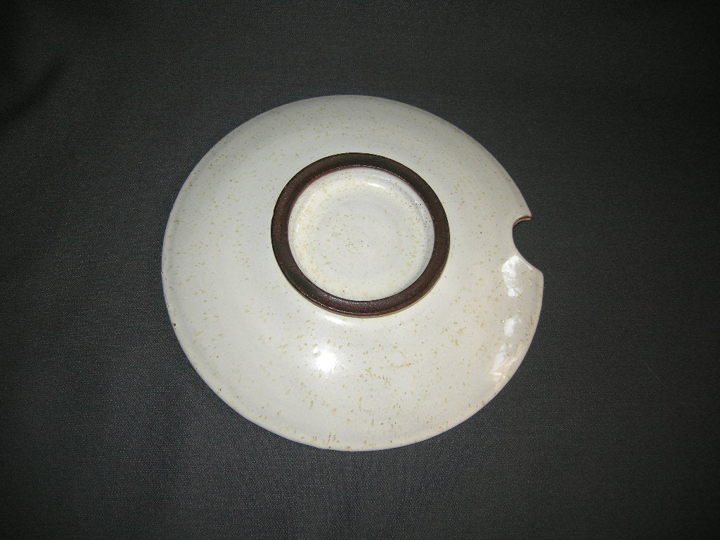 Zaalberg donkerbruin / wit gespikkeld deksel O20 cm.