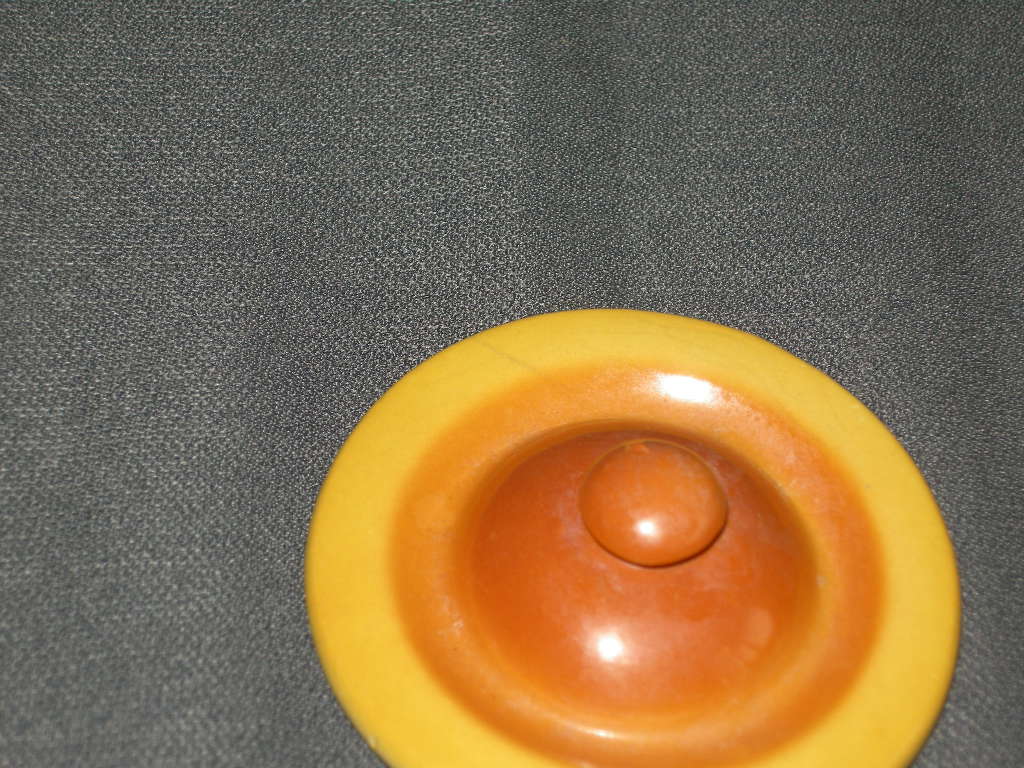Petrus Regout parafeu oranje 004. dekseltje