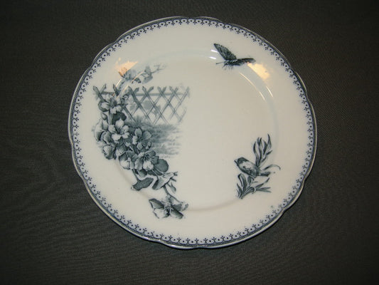Petrus Regout Malaga blauw met geschulpte rand bord a O23,5 cm.