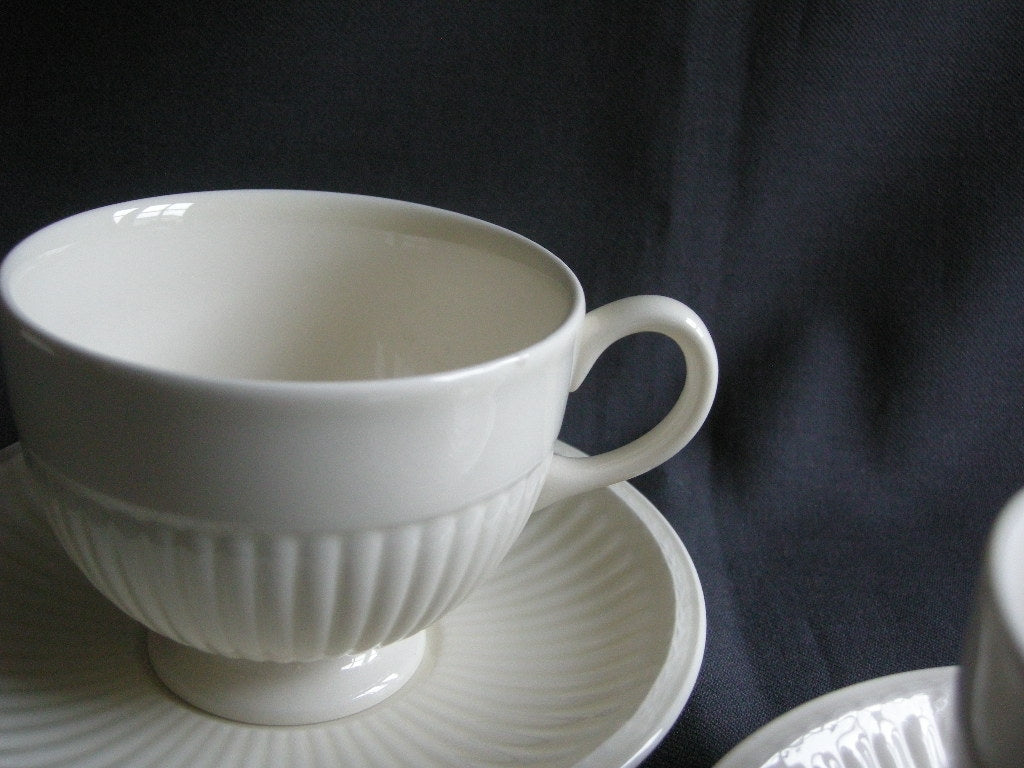 Wedgwood Edme plain kop & schotels O9 cm.