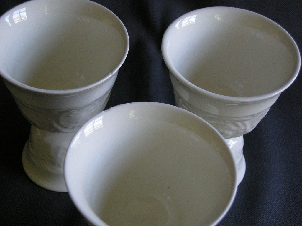 Wedgwood Patrician eierdoppen / bekers met beschadiging