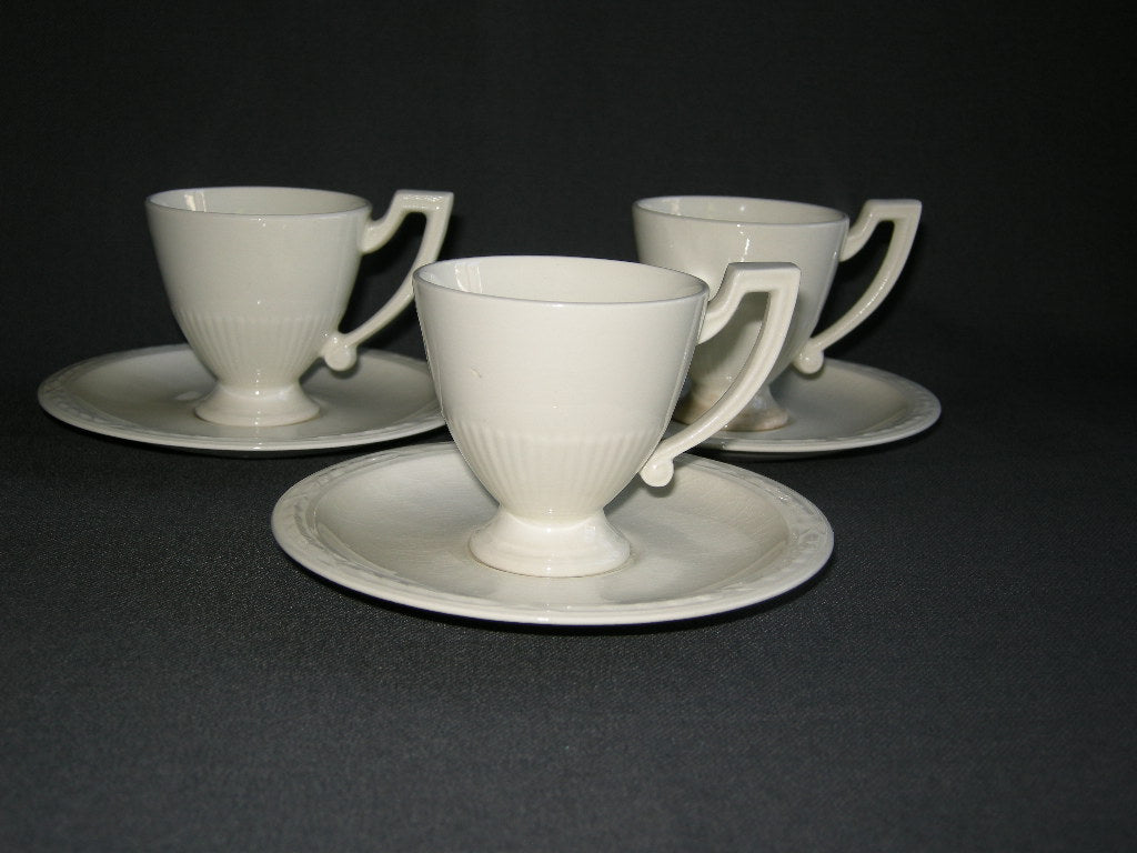 Petrus Regout Recamier espressokop & schotel lichte verkleuring