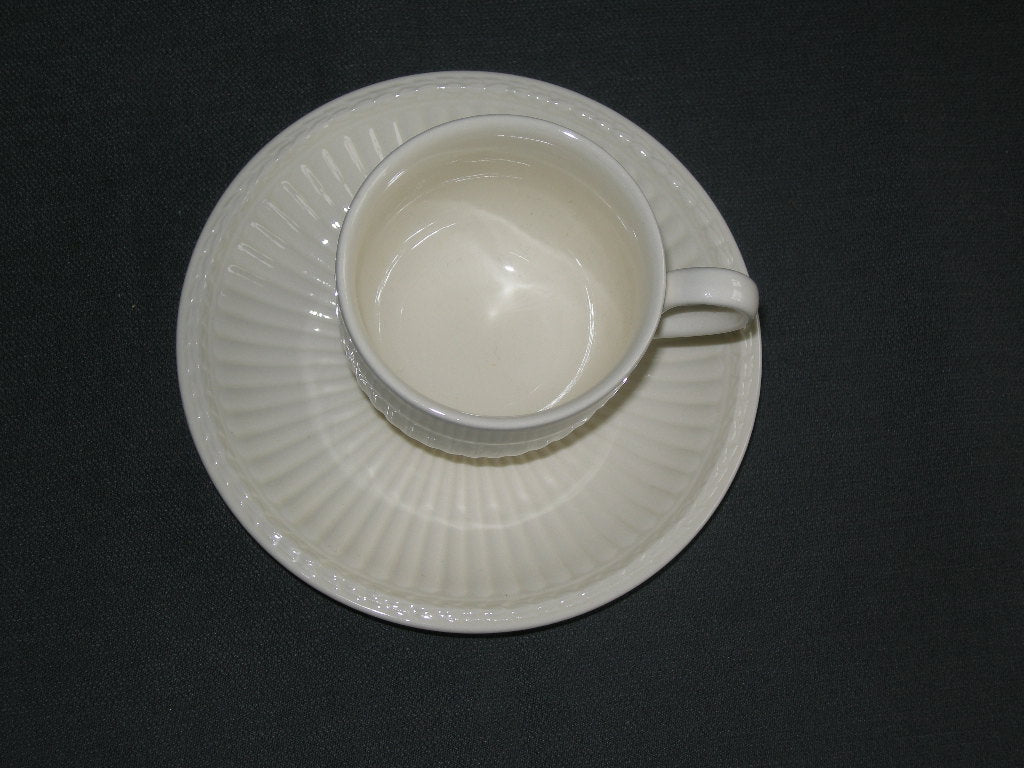 Wedgwood Edme plain espressokop & schotel