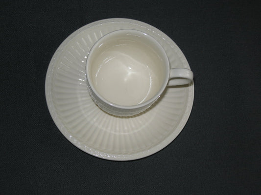 Wedgwood Edme plain espressokop & schotel