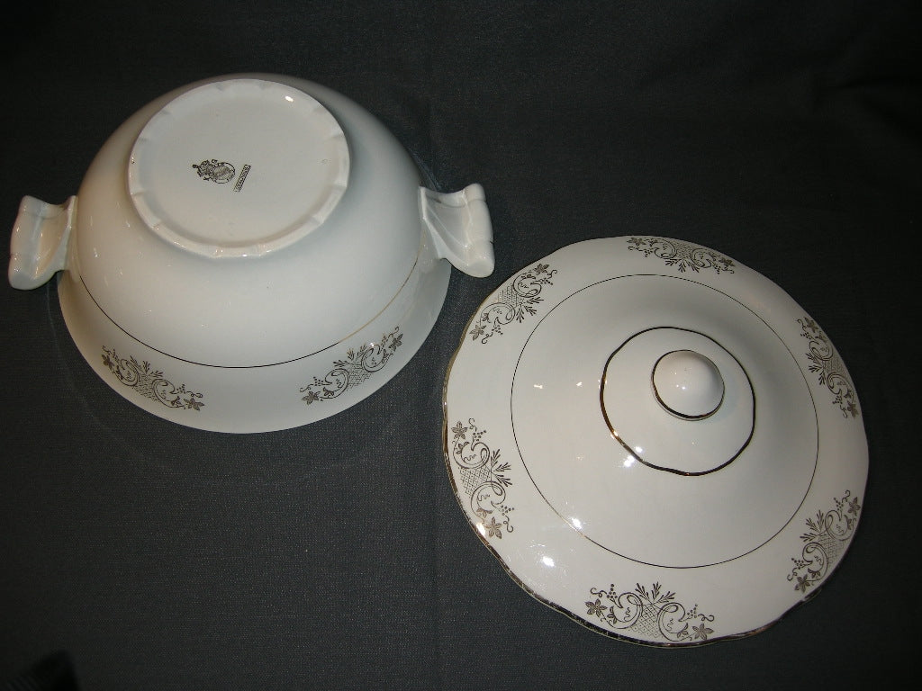 Luneville Beauvais dekschaal / terrine