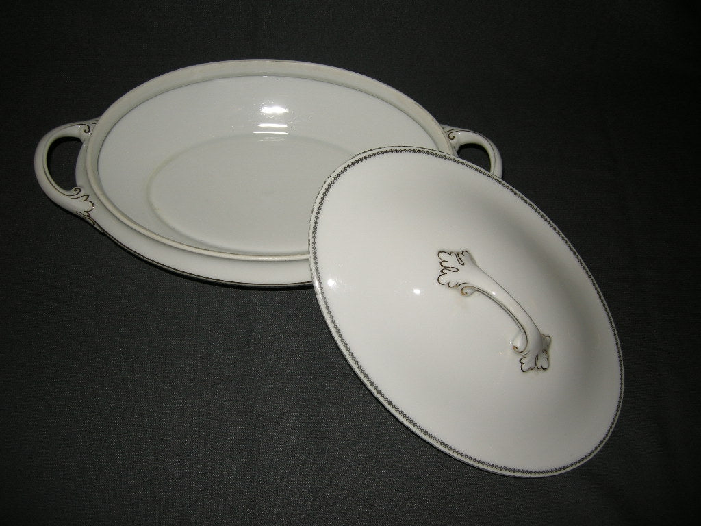 Rosenthal 155 630 wit met zwart geblokt décorrandje dekschaal