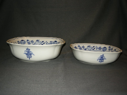 Diverse Zwiebelmuster décor vierkante schaal 21,5 cm.