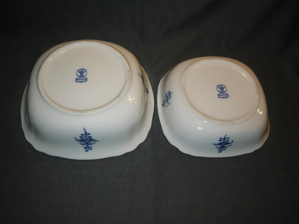Diverse Zwiebelmuster décor vierkante schaal 21,5 cm.